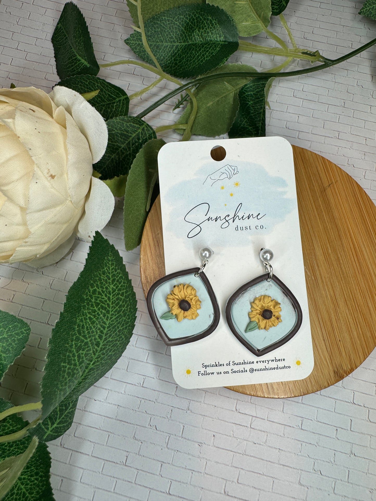 Sunflower Framed | Polymer Clay Earrings